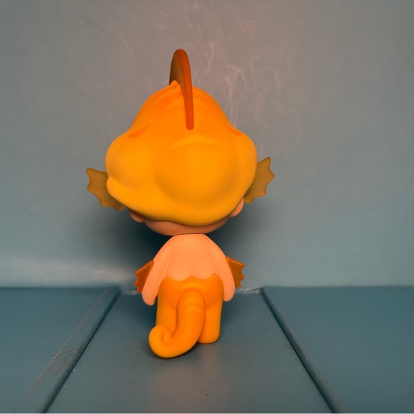 Pop Mart - Dimoo Aquarium Series - Seahorse - Picture 2 of 4